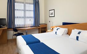 Holiday Inn Express Ciudad de las Ciencias, an IHG Hotel